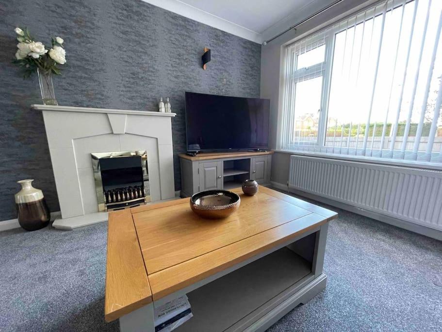 Lodge In The Heart Of Bourne Thurlby Buitenkant foto